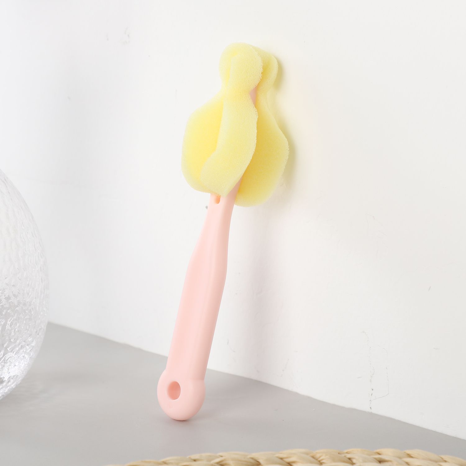 Baby pacifier brush